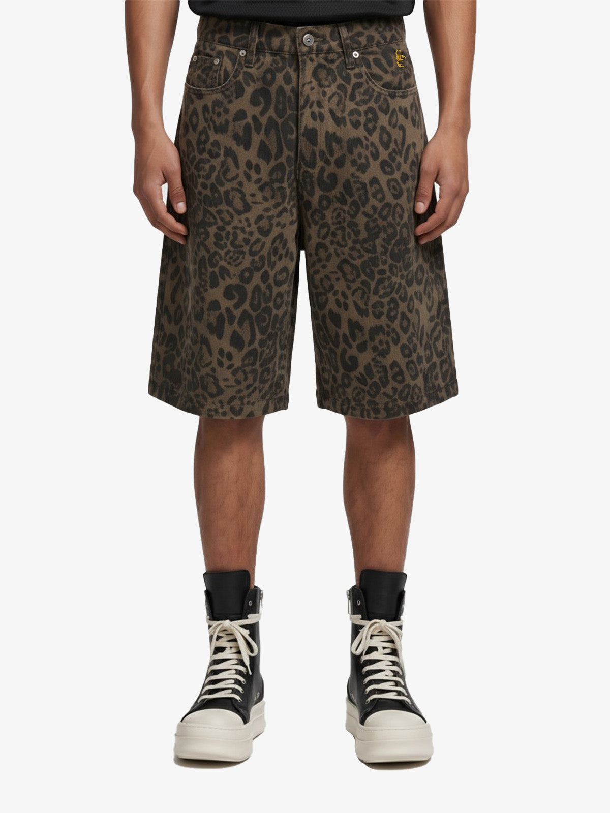 Leopard Print Cotton Wide Leg Shorts — Baggy Shorts, Unisex | Pheuw®