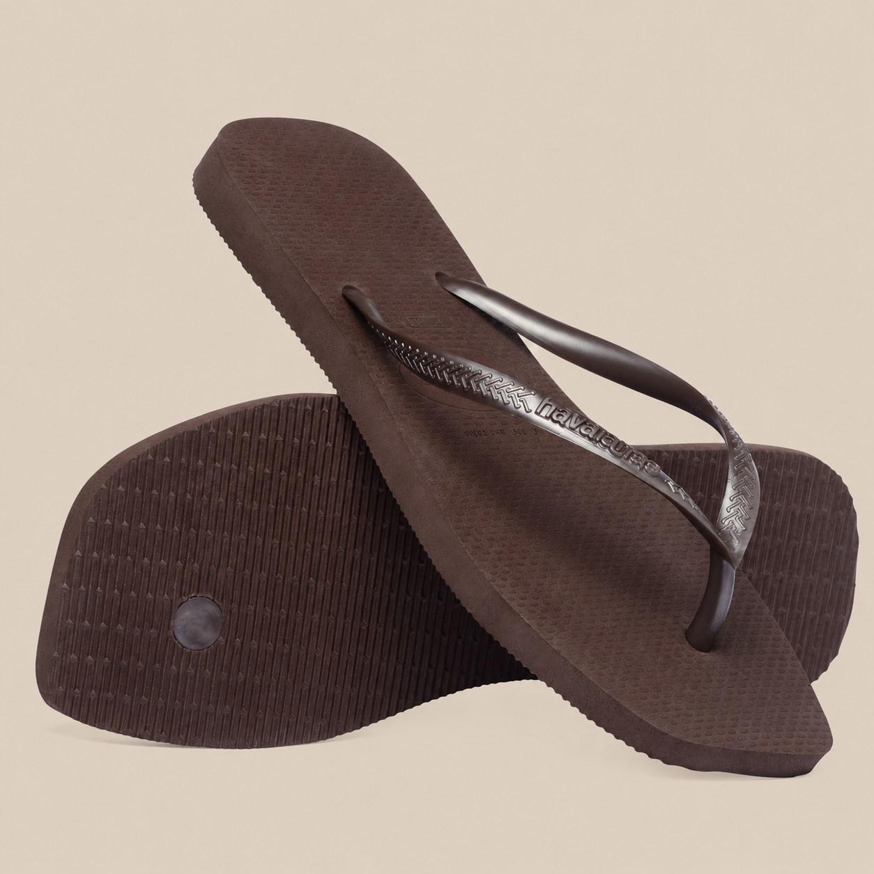 Brazilian flip flops by Havaianas women, perfect for beach and pool outfits